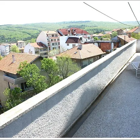 Doris Varna